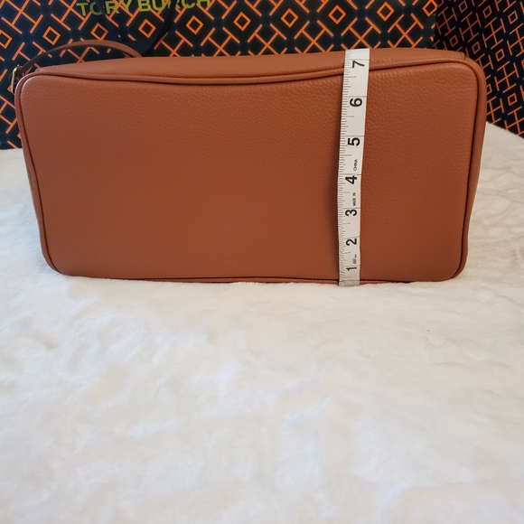 BRAND NEW! FABULOUS TORY BURCH Thea Slouchy Satchel/Crossbody Bag w/ Strap - Picture 9 of 16